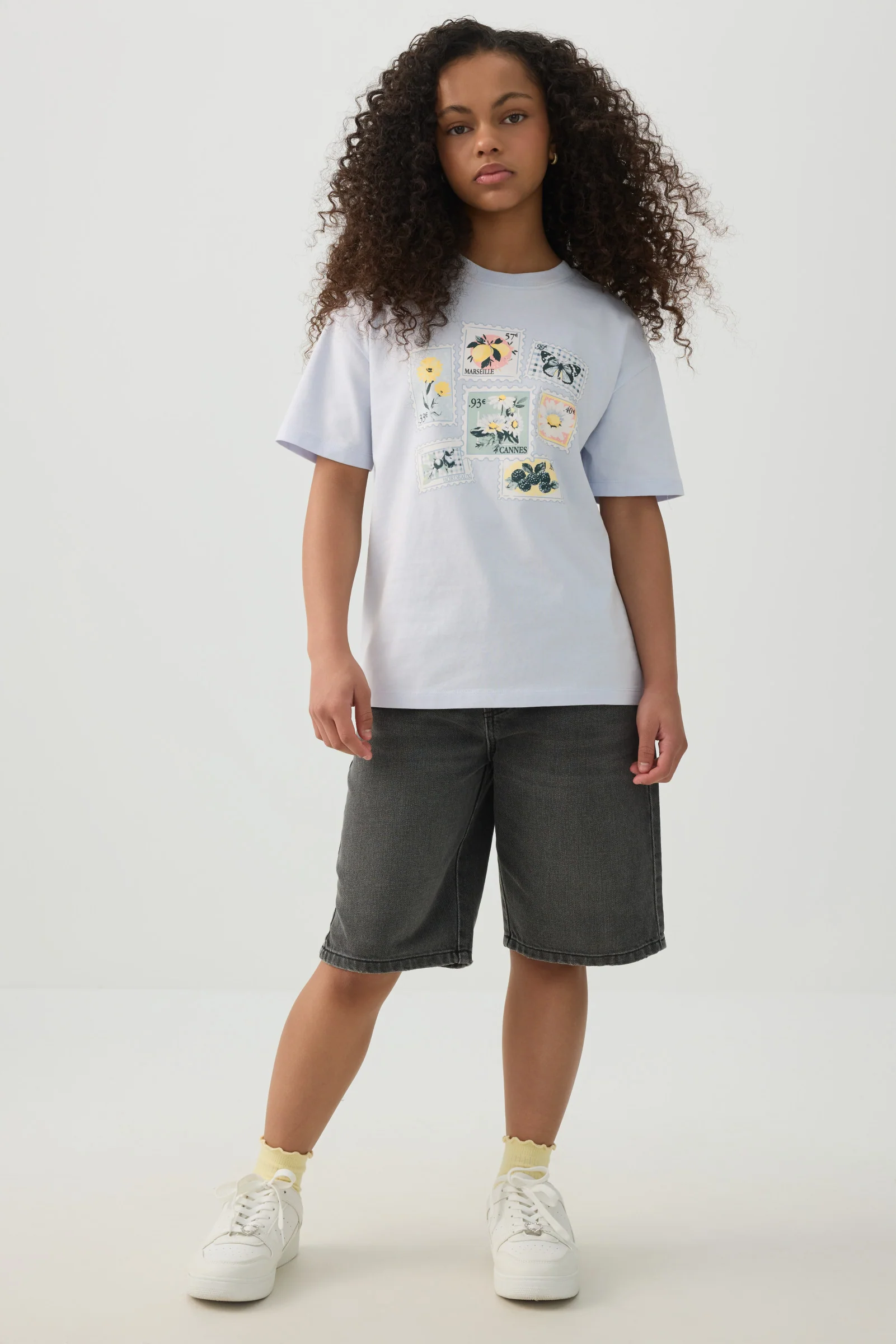 Oversized Graphic T-Shirt - Image 3