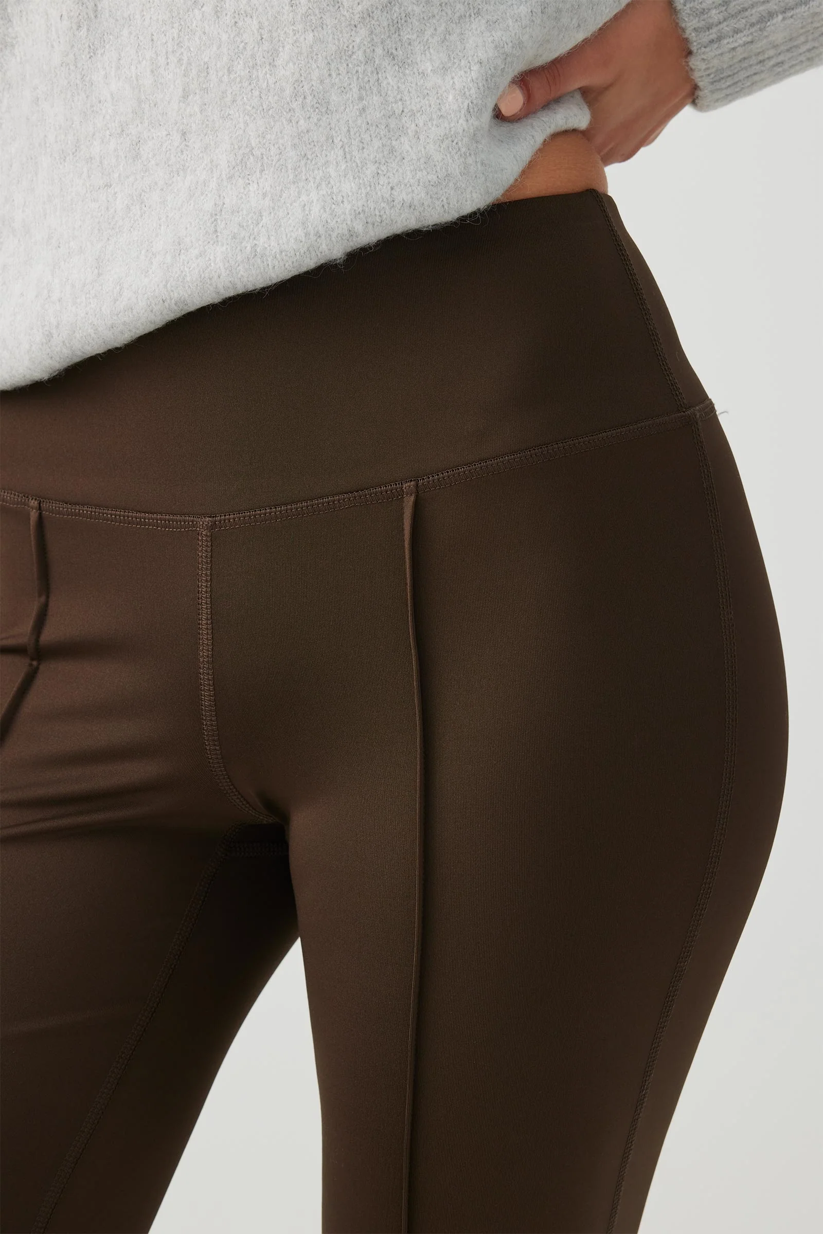 Pintuck Flare Leggings - Image 3