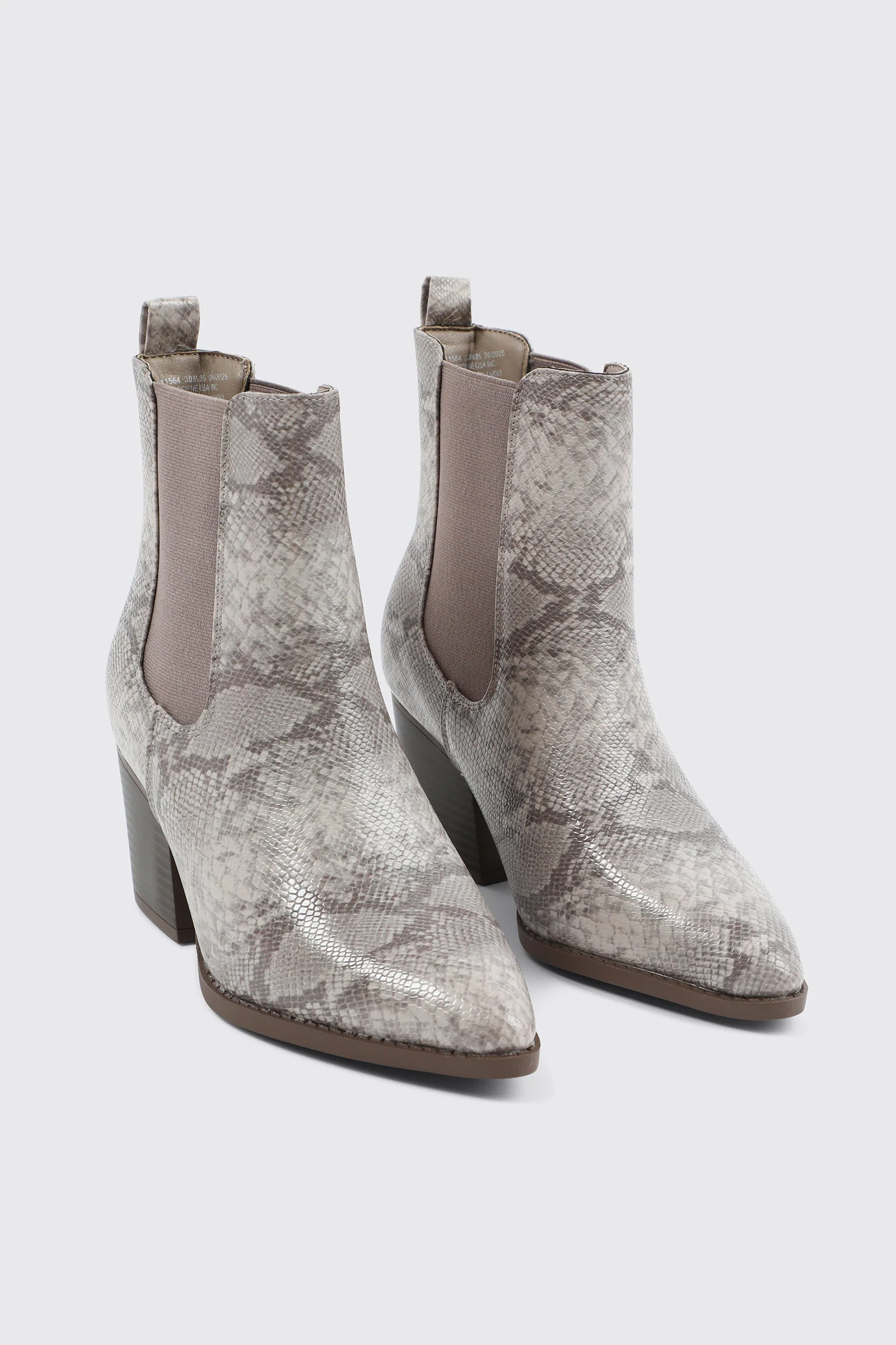 Pointy Toe Chelsea Boots - Image 2