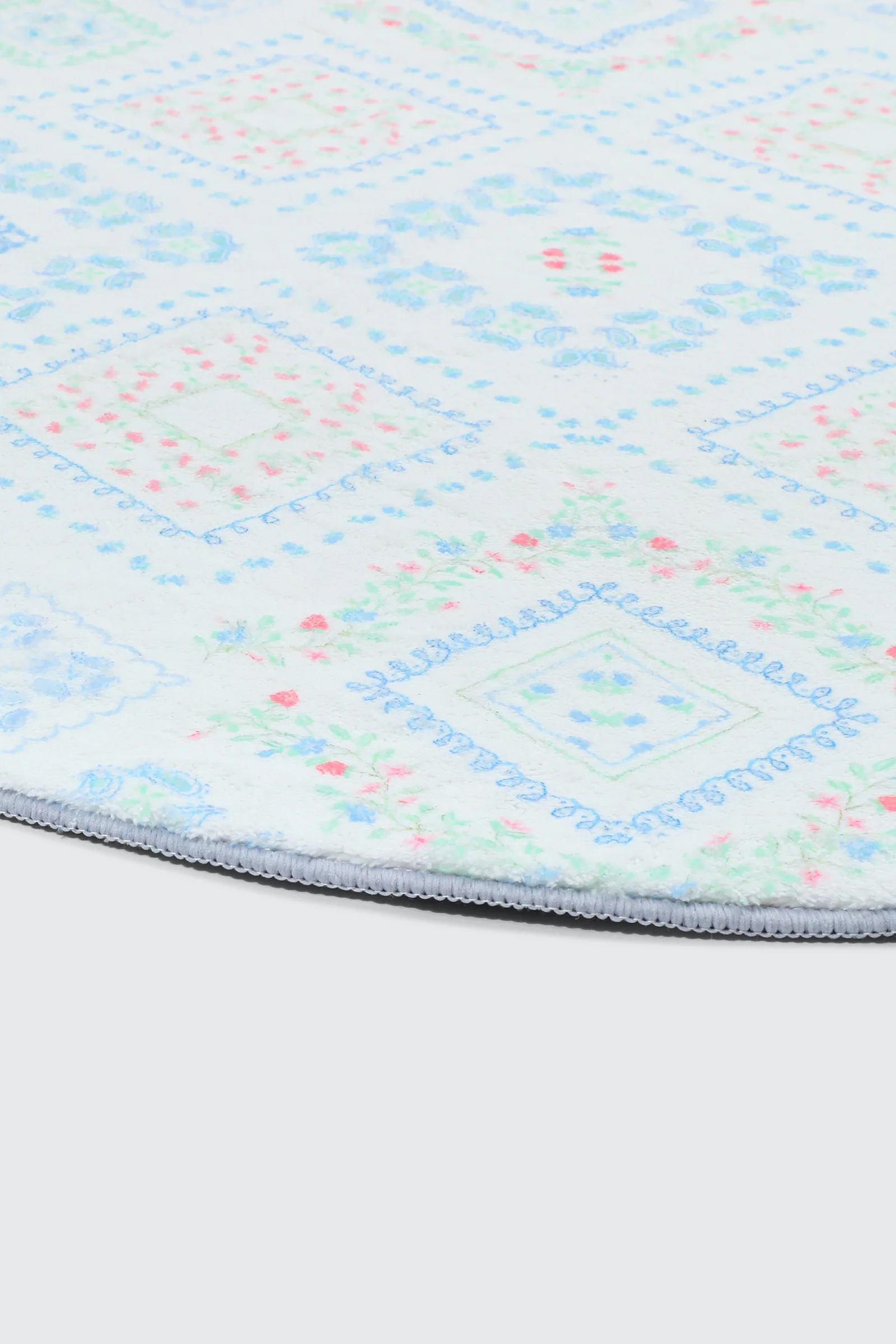Round Paisley Rug - Image 2
