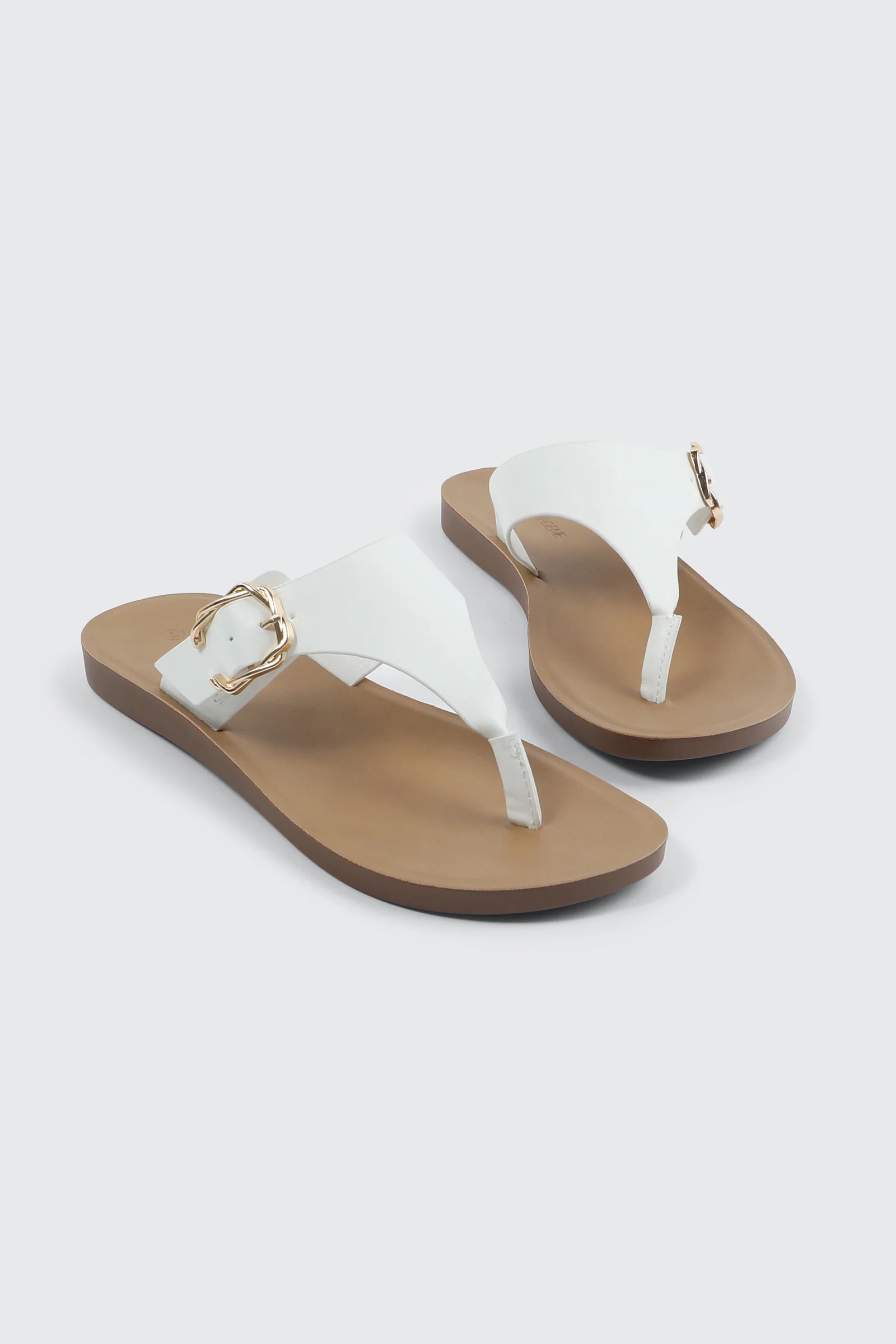 Round Toe Buckle Flat Sandals - Image 2