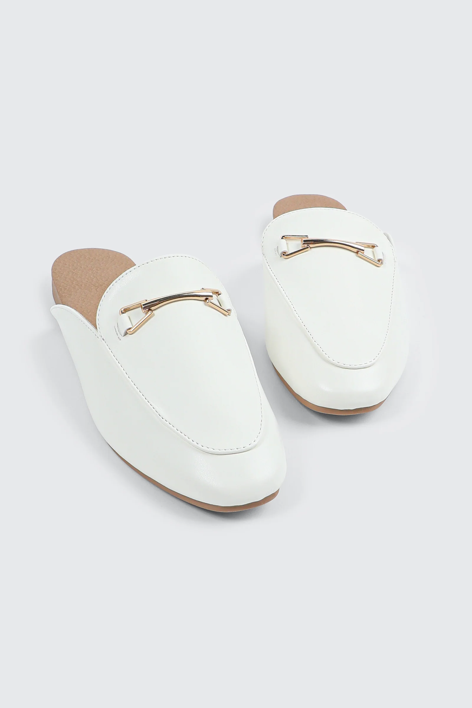 Round Toe Mules with Metal Ornament - Image 2