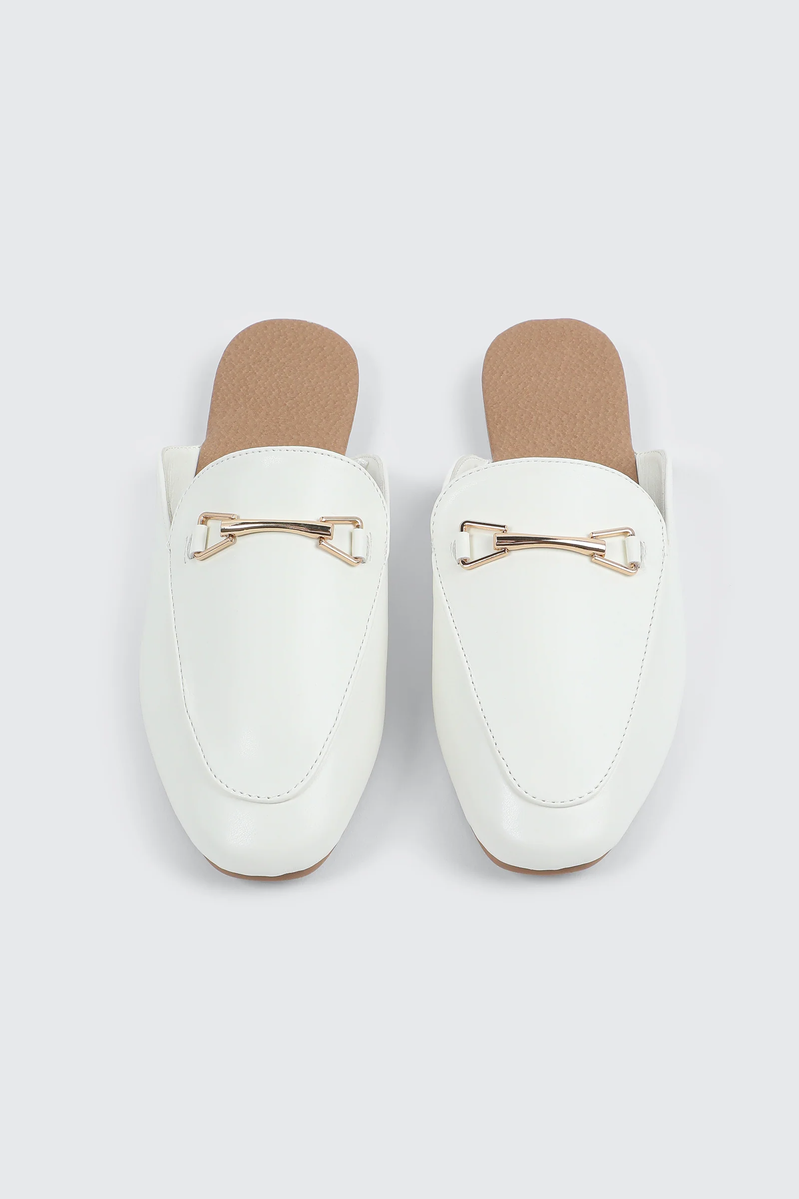 Round Toe Mules with Metal Ornament - Image 4