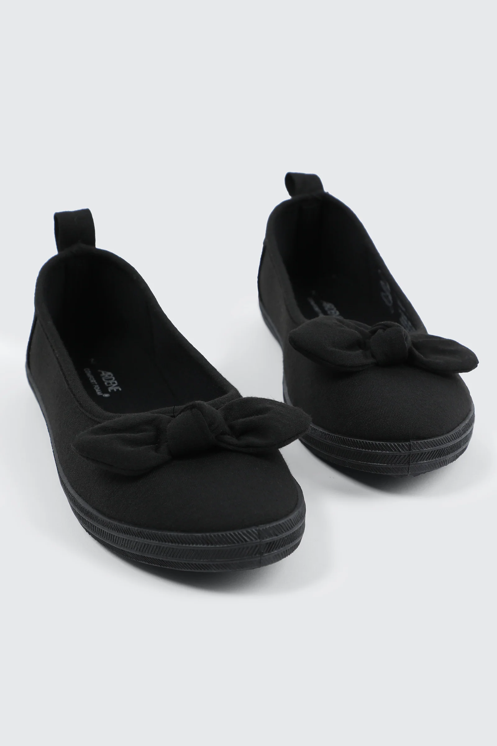 Slip On Sneakers with Bow - Image 2