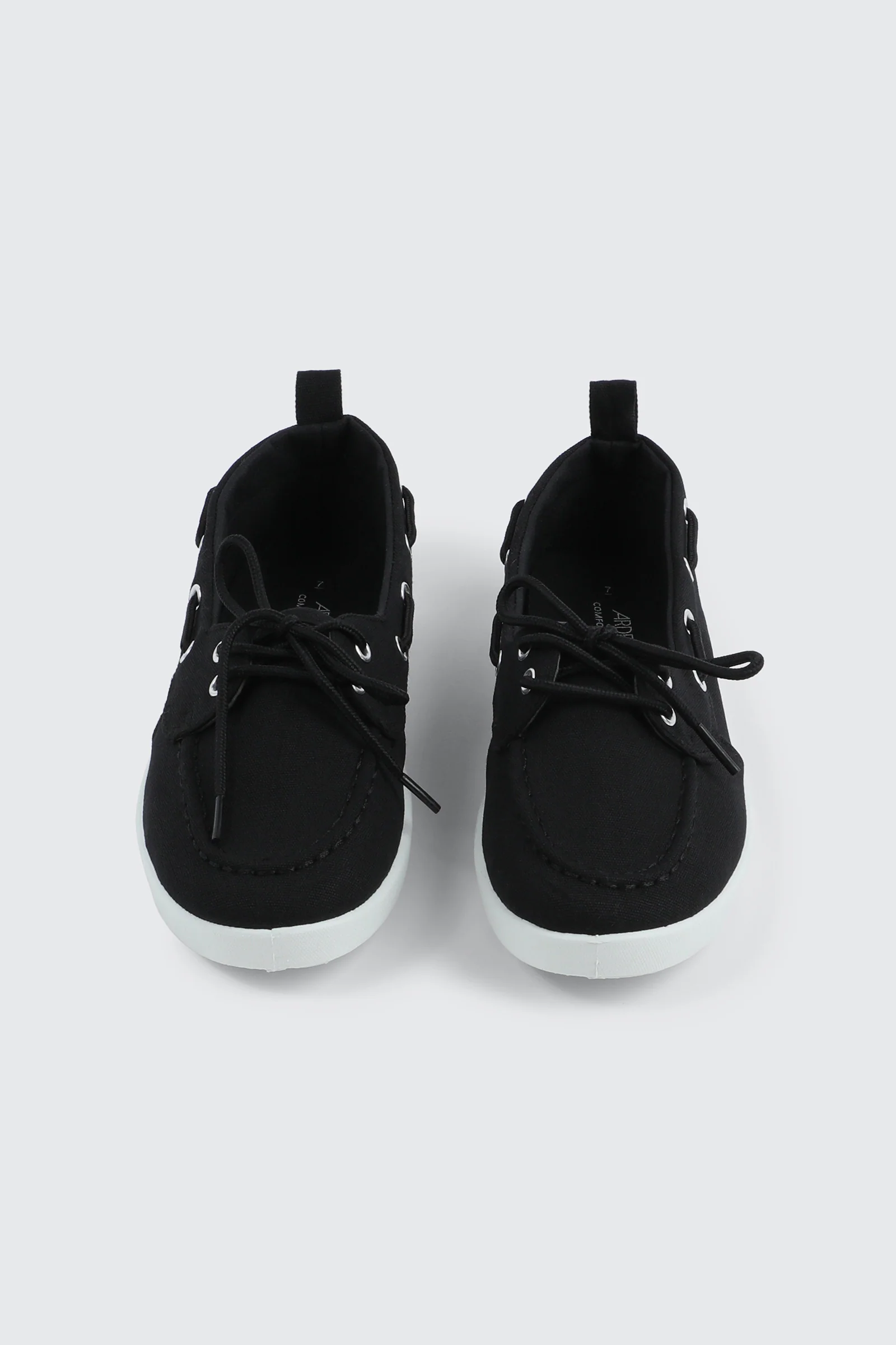 Slip-On Sneakers with Bow Detail - Image 4