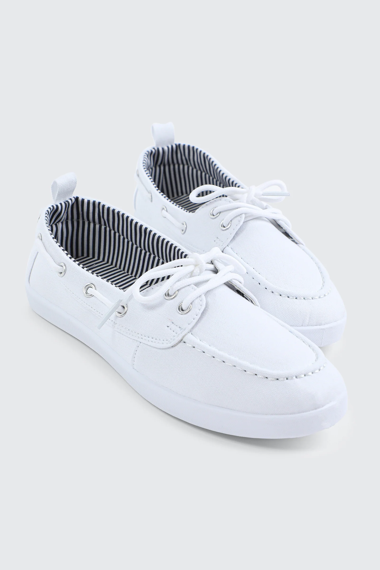 Slip-On Sneakers with Bow Detail - Image 2