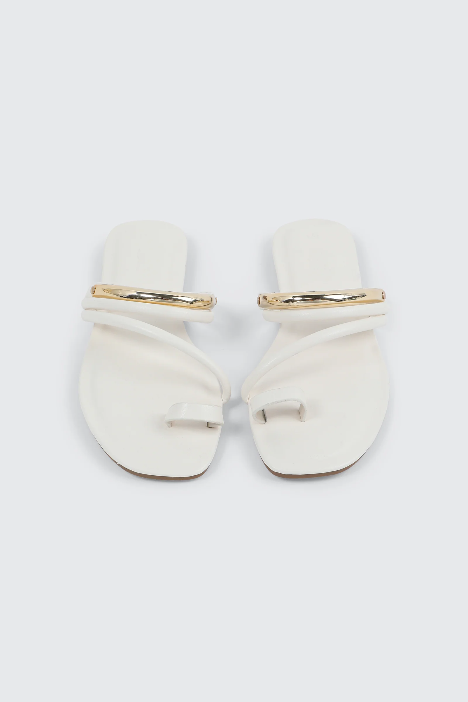 Square Toe Strappy Flat Sandals - Image 4