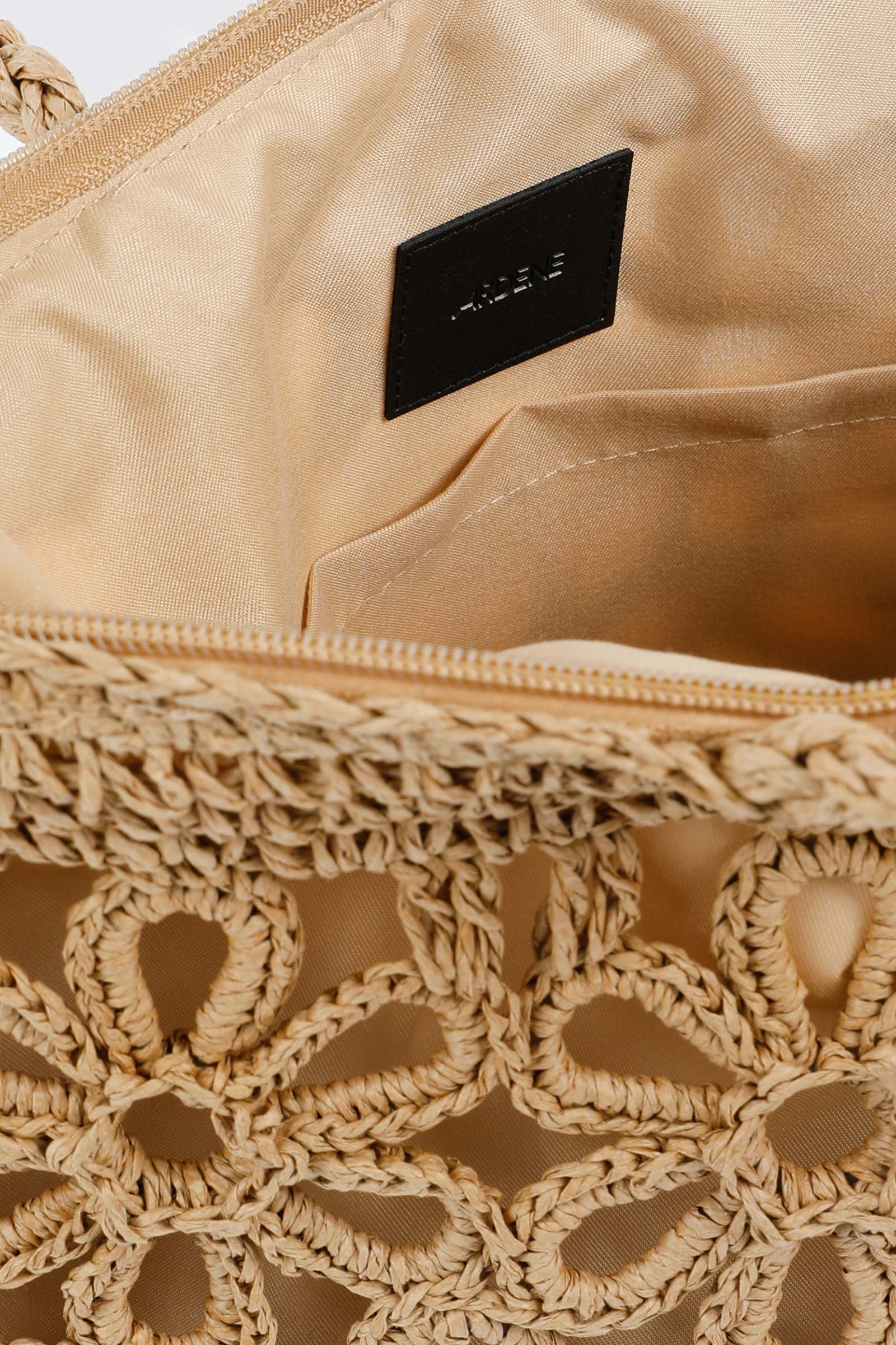 Straw Woven Shoulder Bag - Image 3