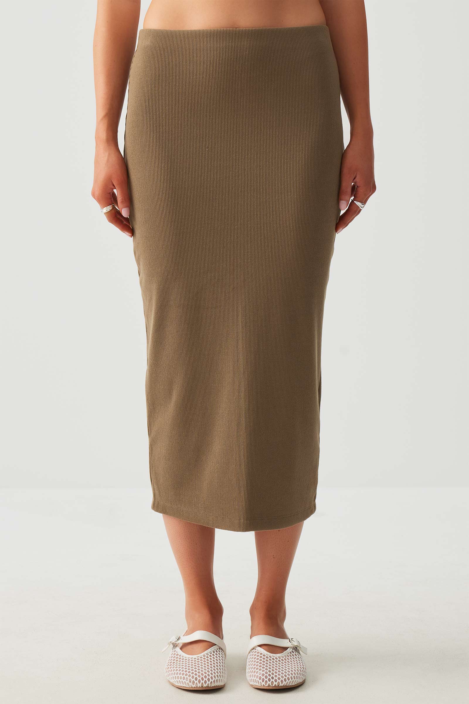 Super Soft Back Slit Pencil Skirt - Image 2