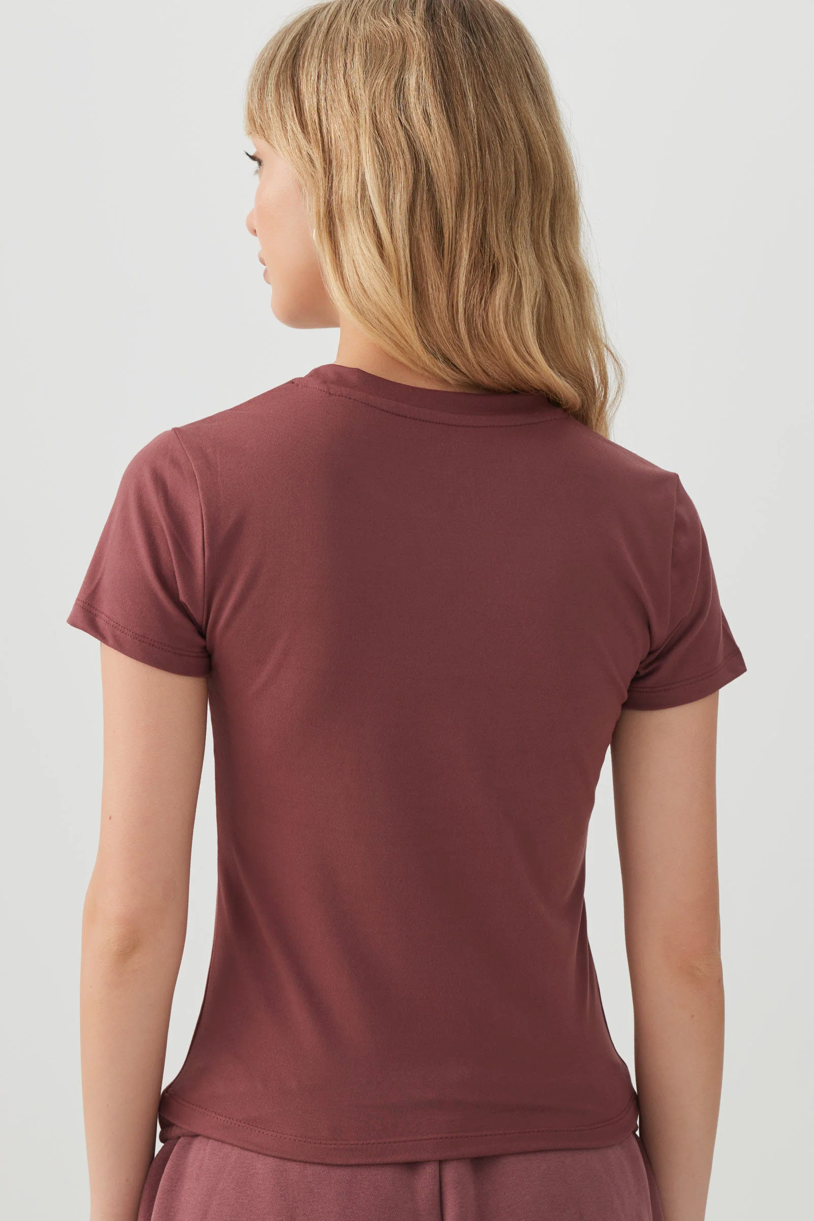 Super Soft Fitted Short Sleeve T-Shirt - Image 4