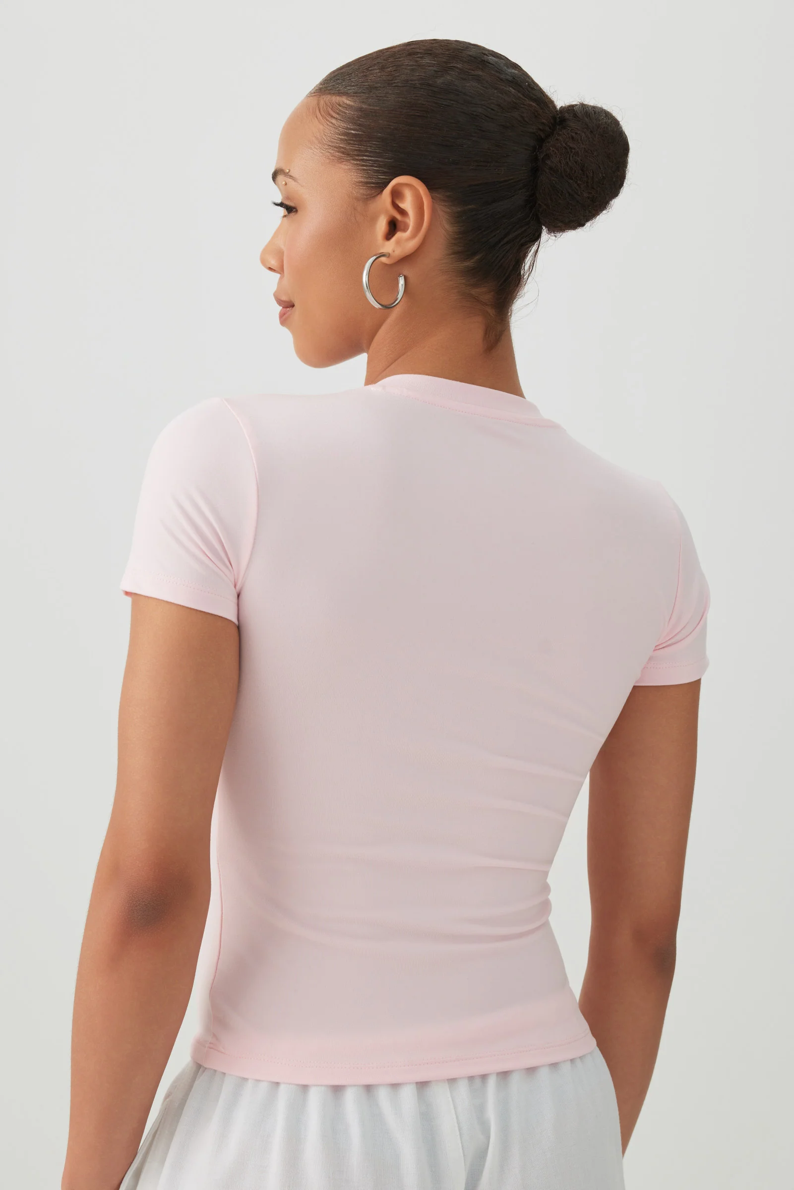 Super Soft Fitted Short Sleeve T-Shirt - Image 4
