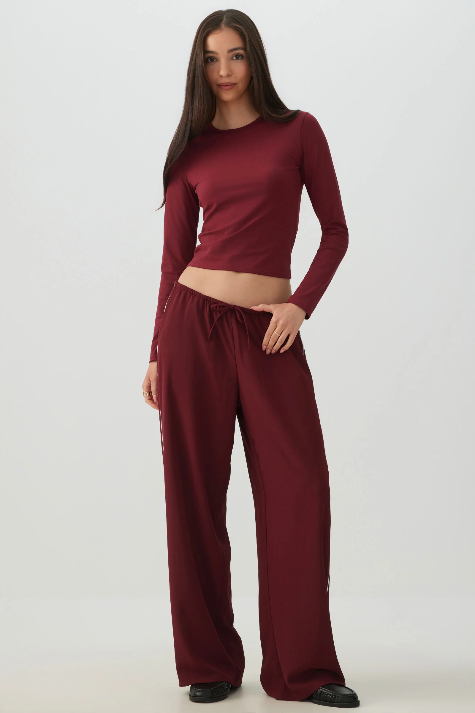 Super Soft Long Sleeve Crop T-Shirt - Image 3