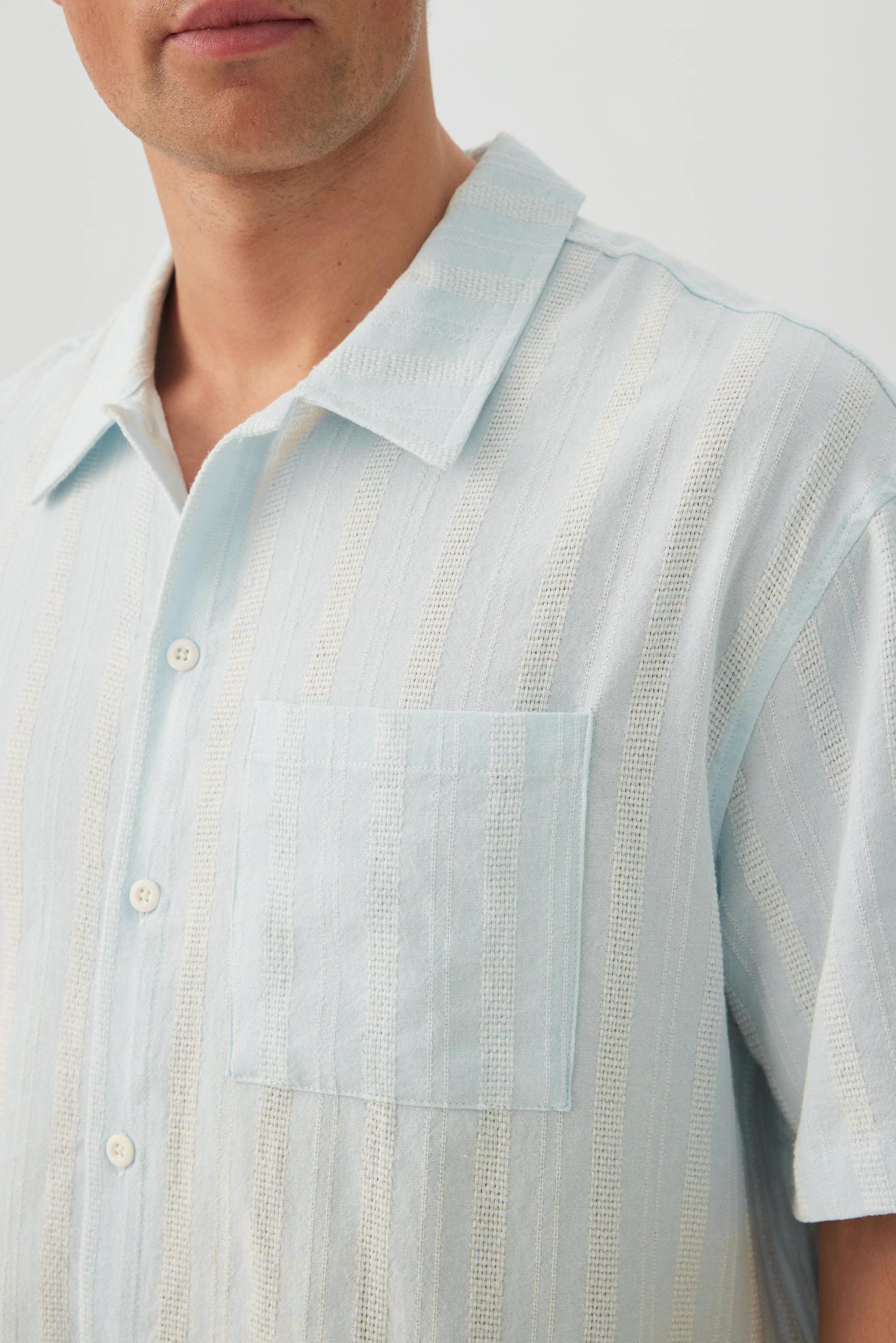 Textured Boxy Shirt - Image 3