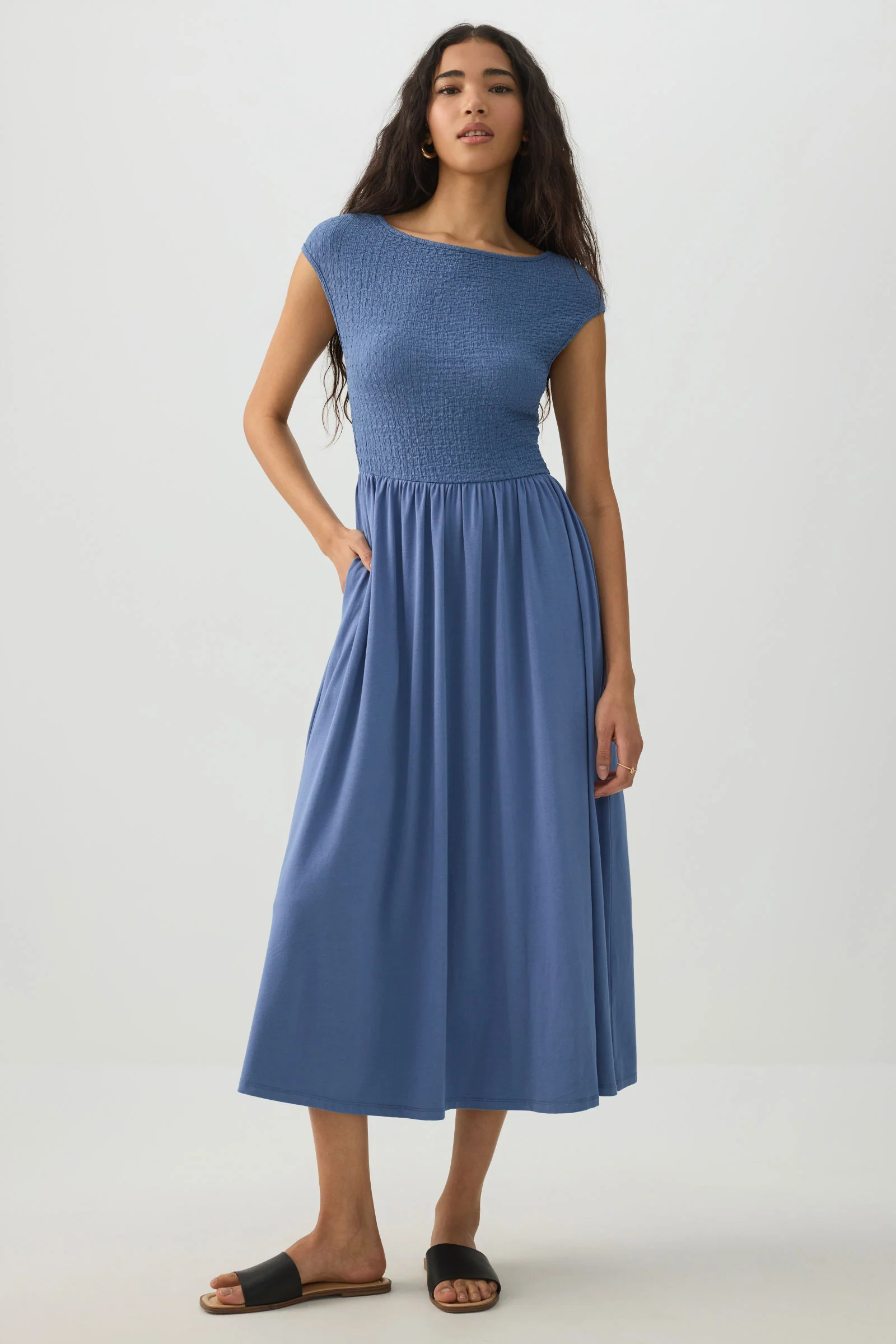 Textured Knit Cap Sleeve Midi Dress