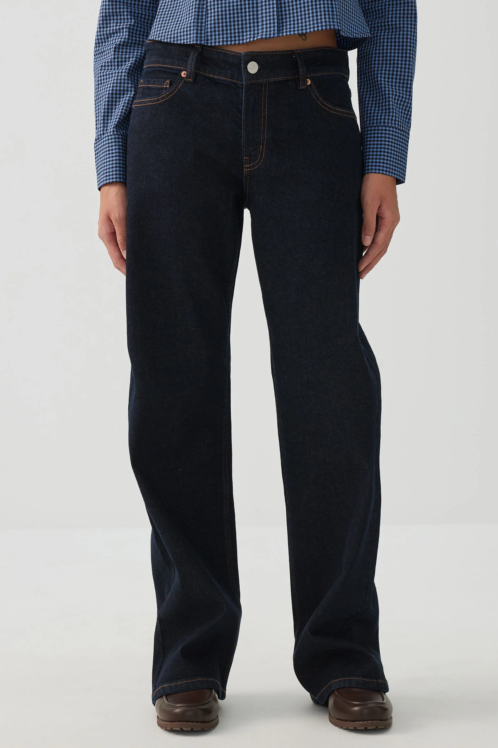 The Era Mid Rise Straight Jean - Image 2