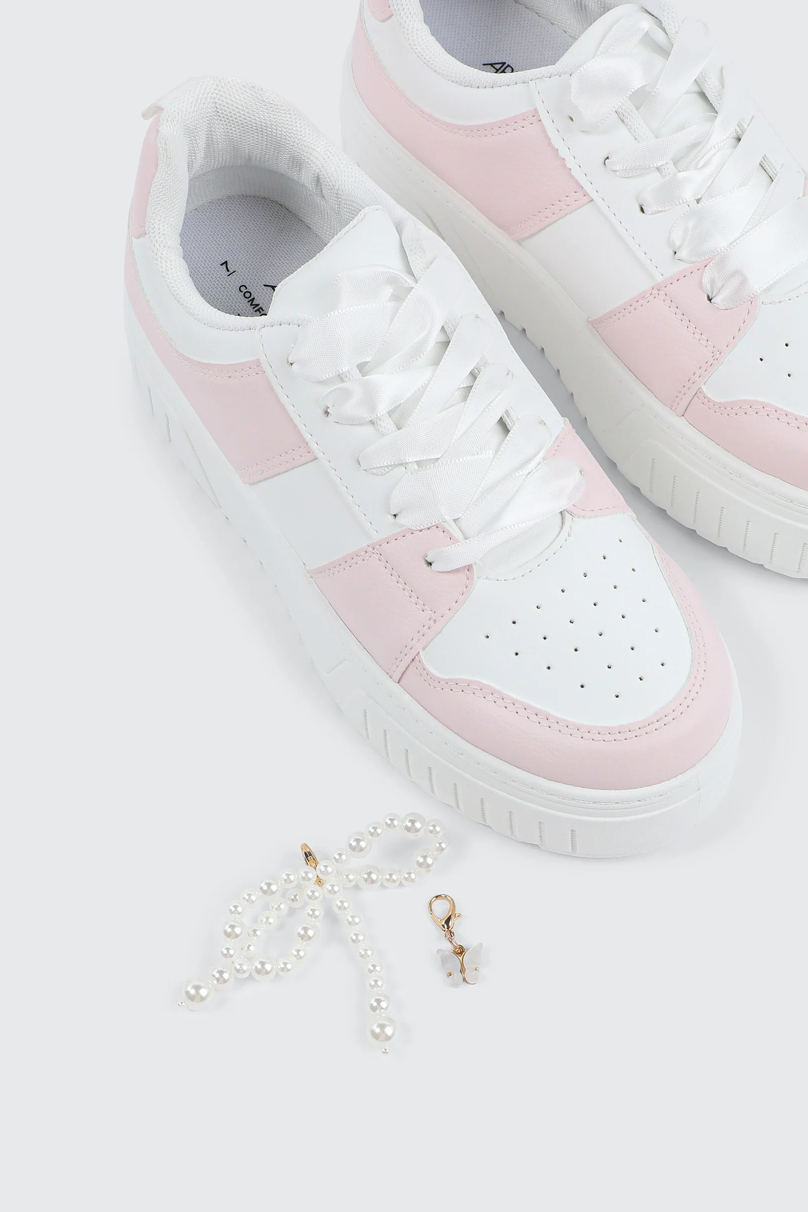 Thick Sole Court Sneakers with Charm - Image 5