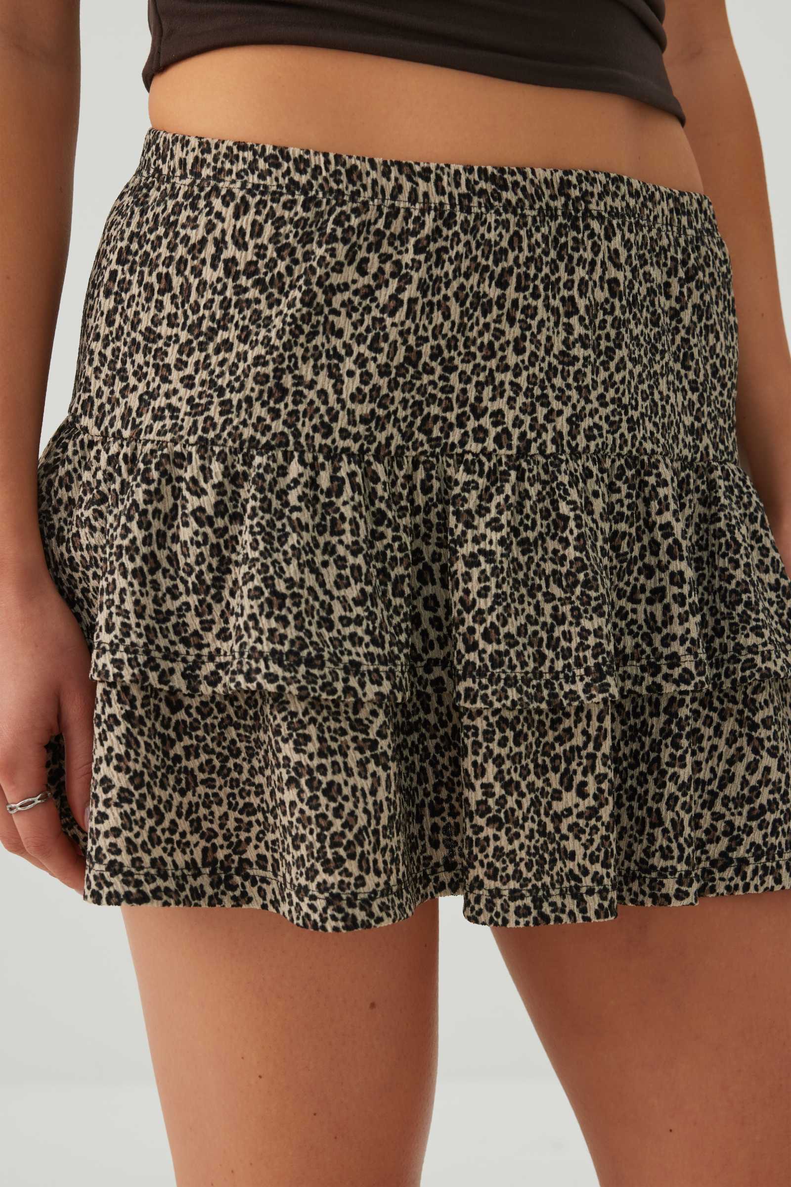 Tiered Knit Mini Skirt - Image 3