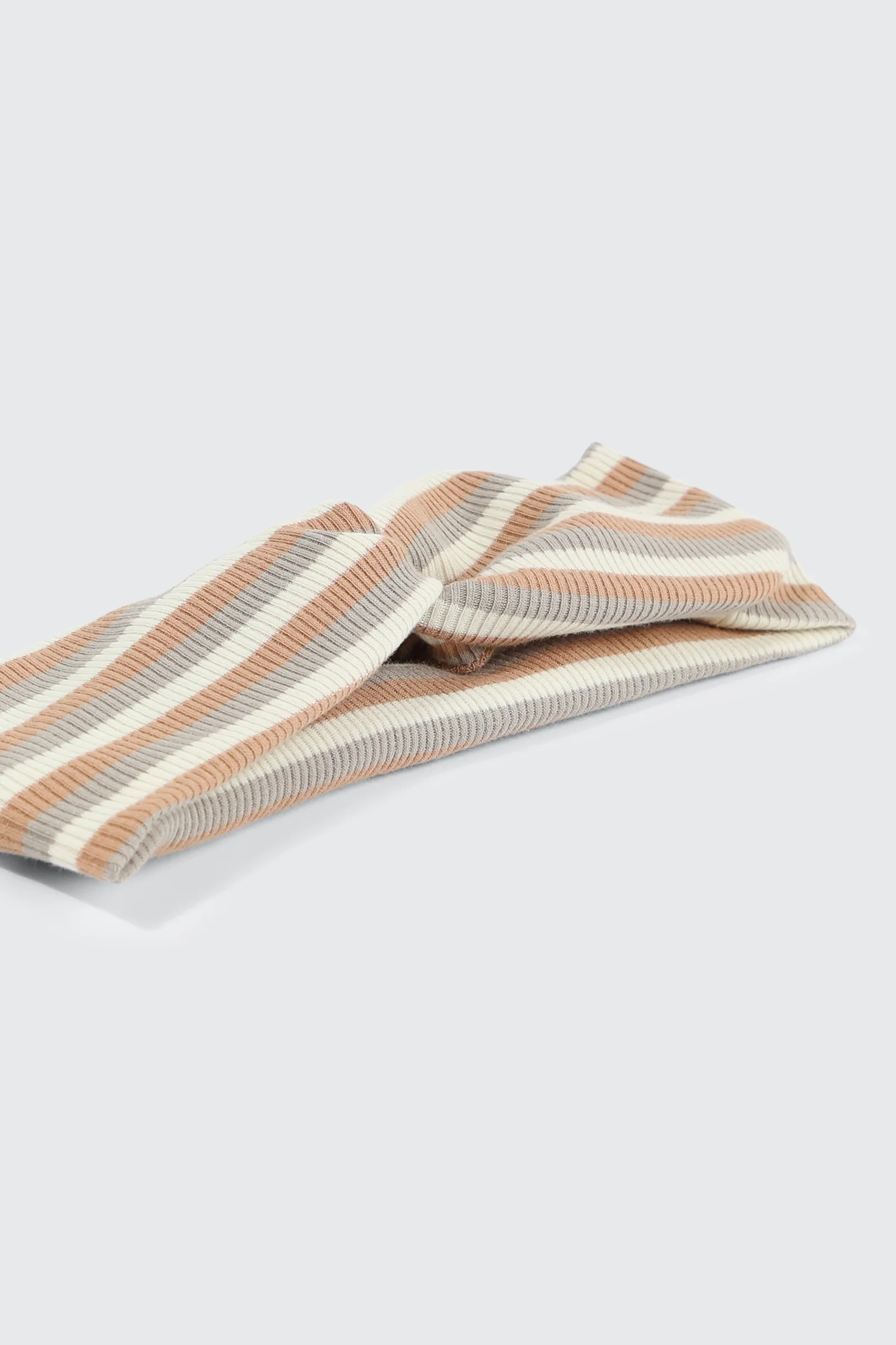 Wide Ribbed Knit Head Wrap - Image 2