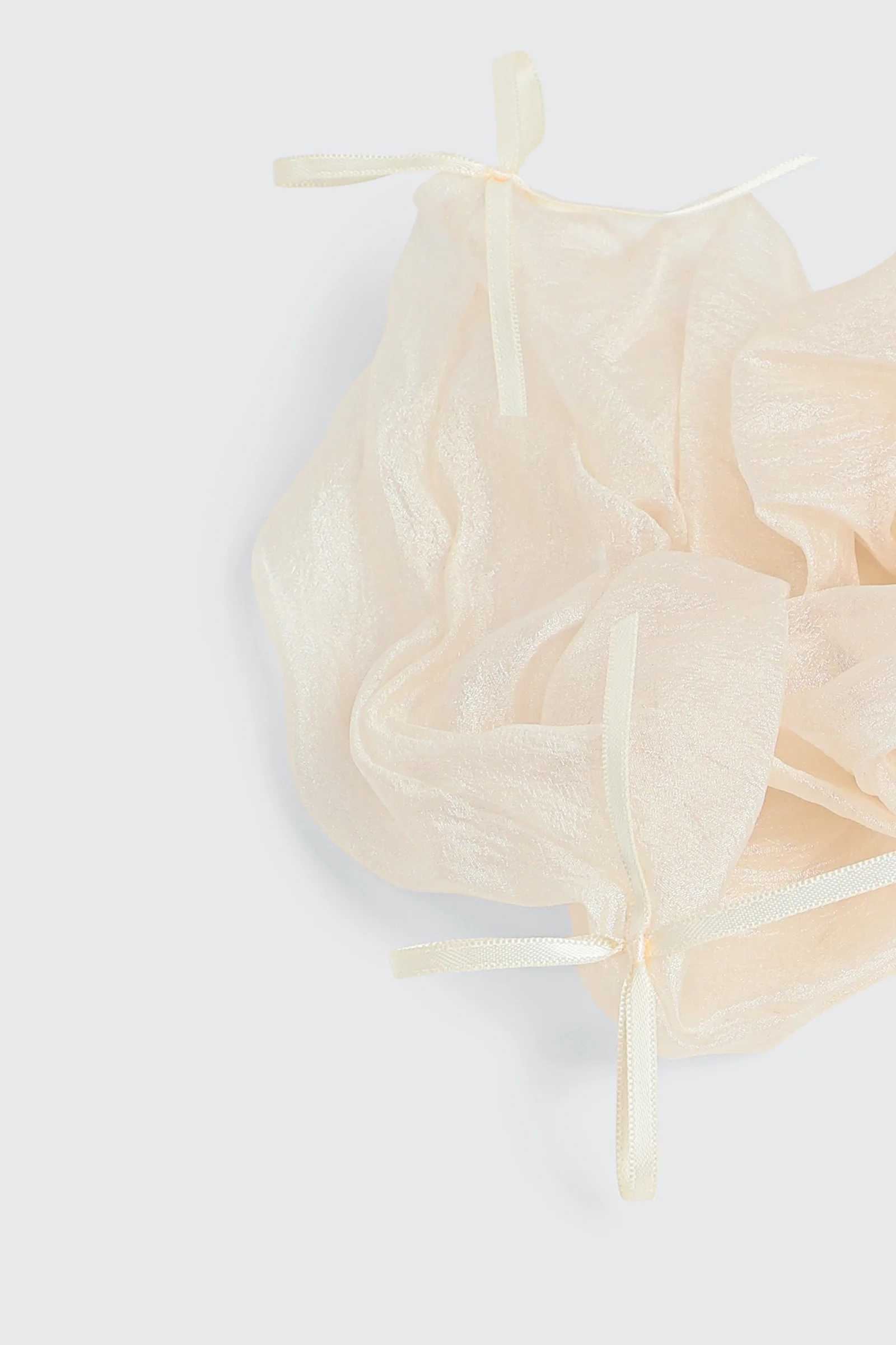 XL Tulle Scrunchie with Bows - Image 2